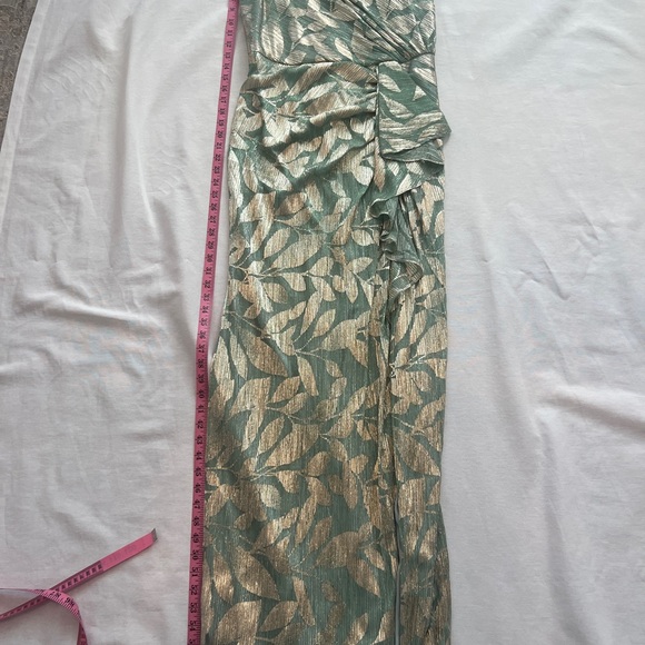 Adrianna Papell One Shoulder Dress in Green and Gold - Picture 7 of 7